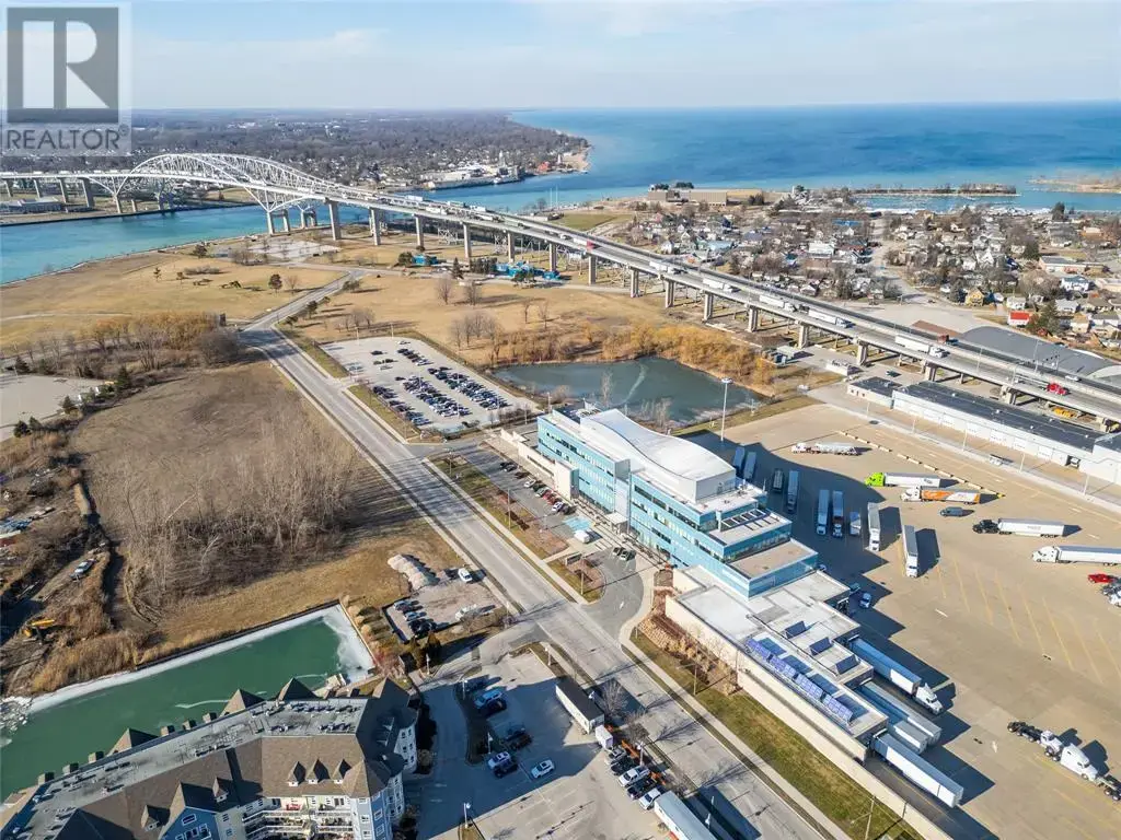 1555 Venetian Boulevard Unit# 318, Point Edward
